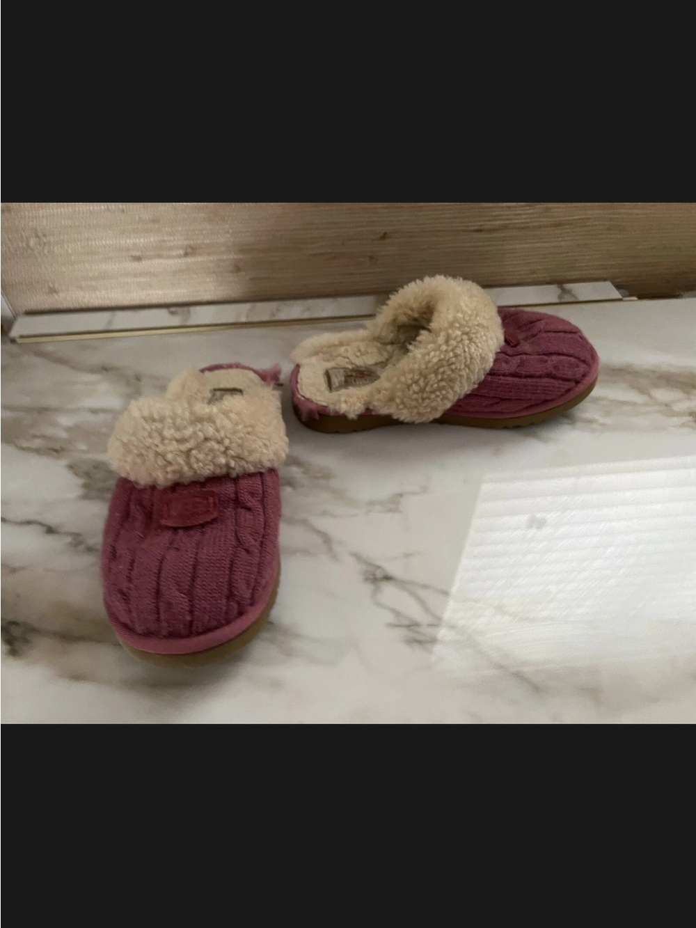 Ugg Australia Casual Slippers Womens Size 5 Shearling Fur Shoes